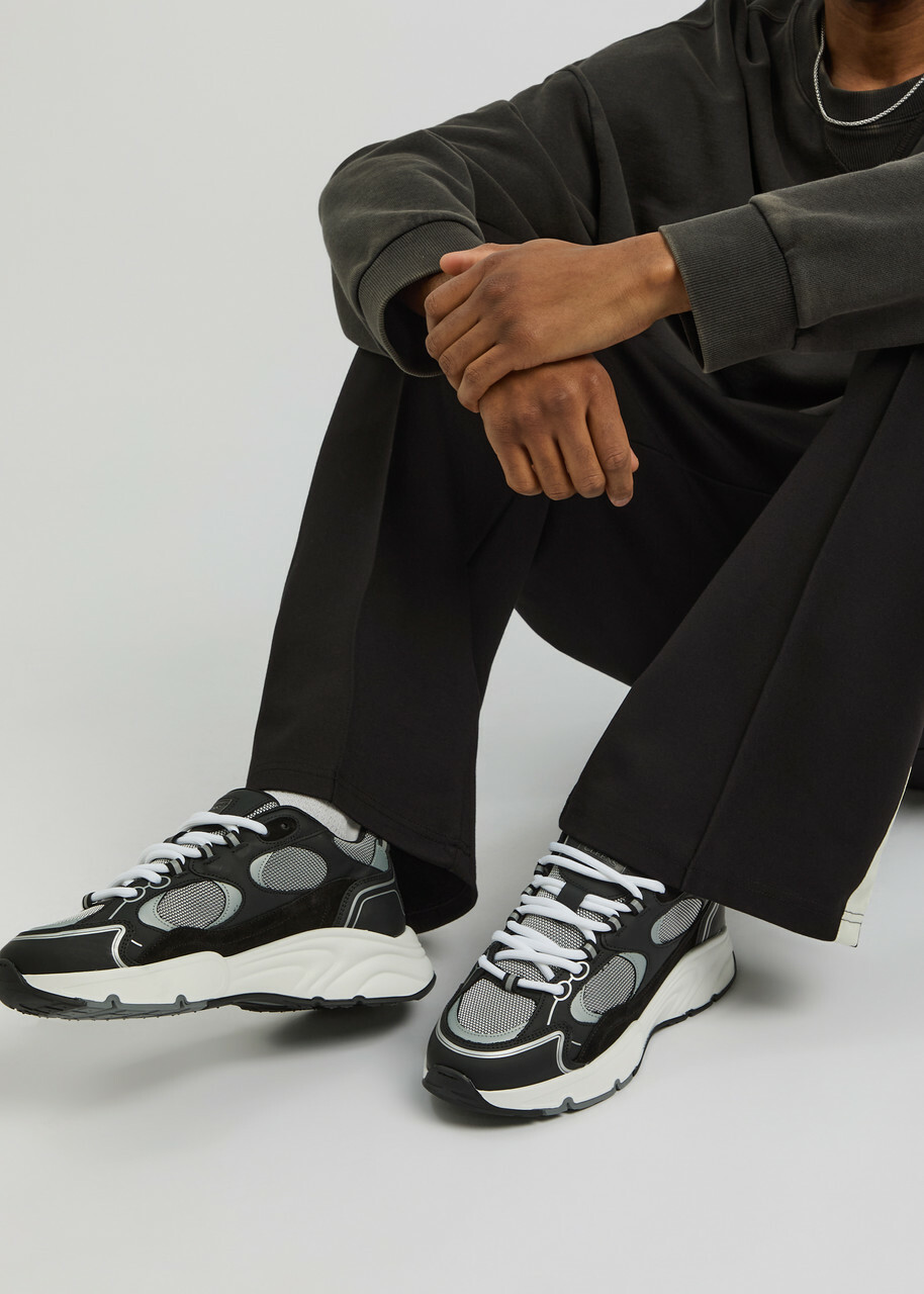 Cleens Pulse Runner Panelled Mesh Sneakers Grey Cleens