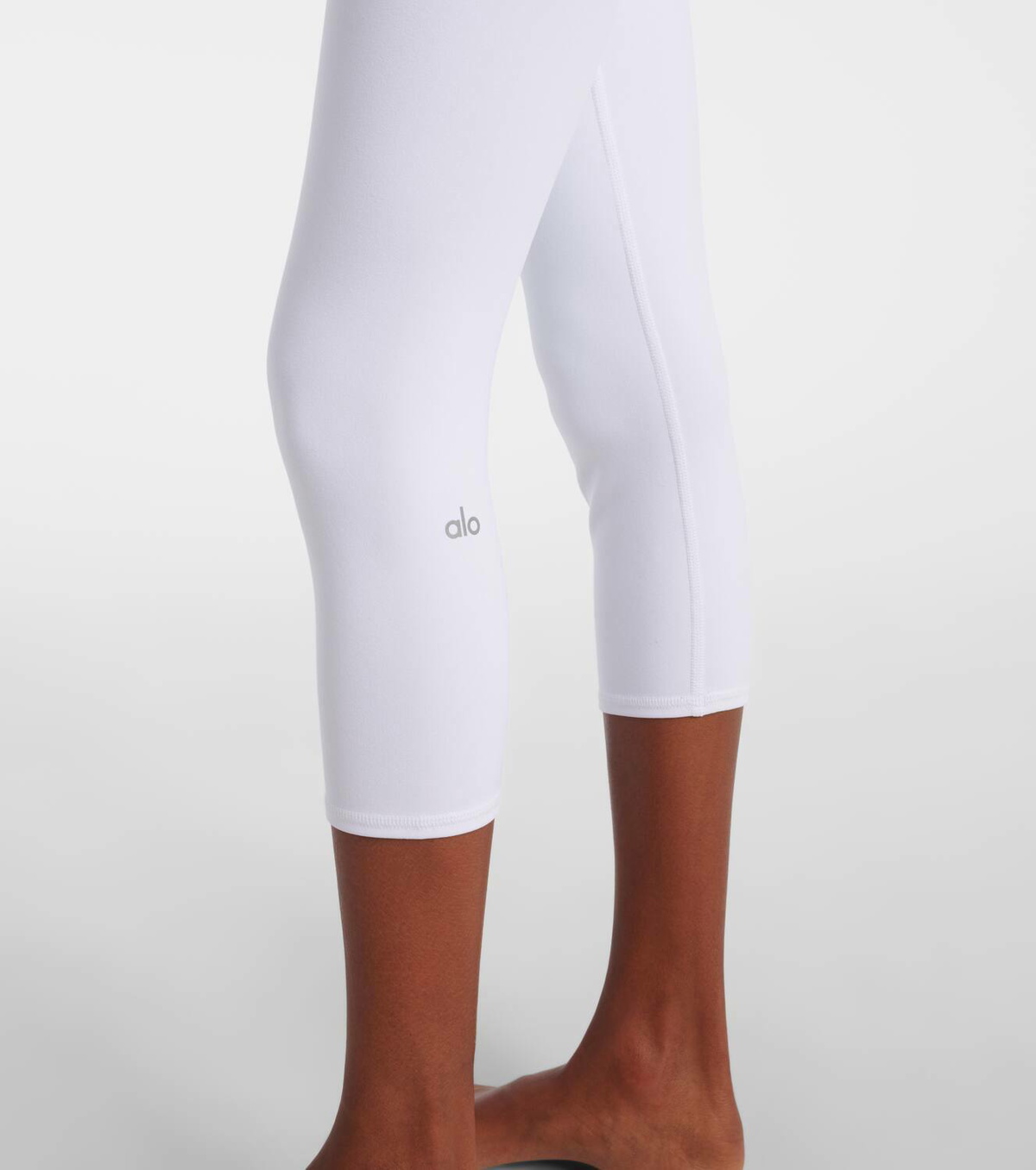 Alo Yoga Airbrush capri pants