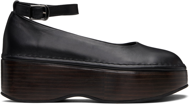 Photo: AMOMENTO Black Platform Flats