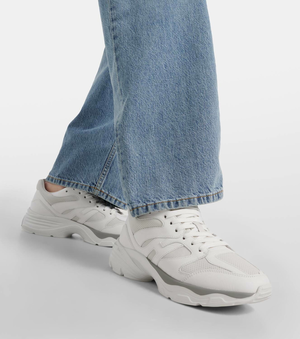 【送料&関税込】Hogan Sneakers H665 Hogan H665 leather sneakers Hogan