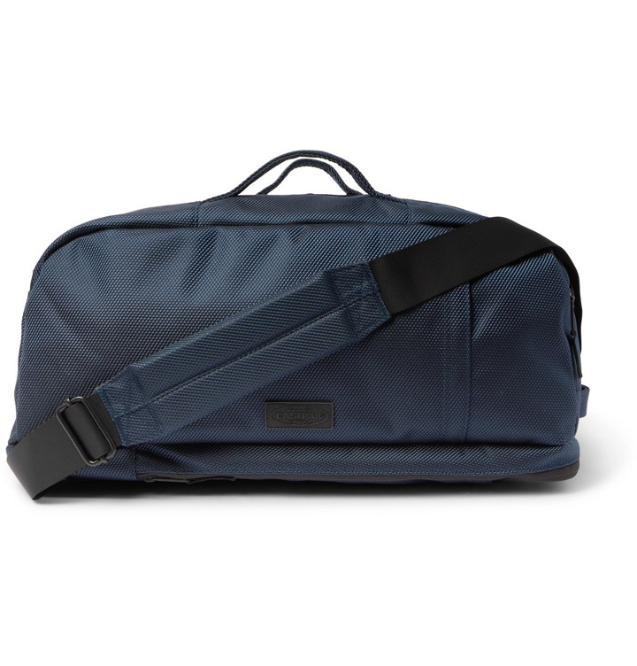 Photo: Eastpak - Stand CNNCT Coated-Canvas Holdall - Blue