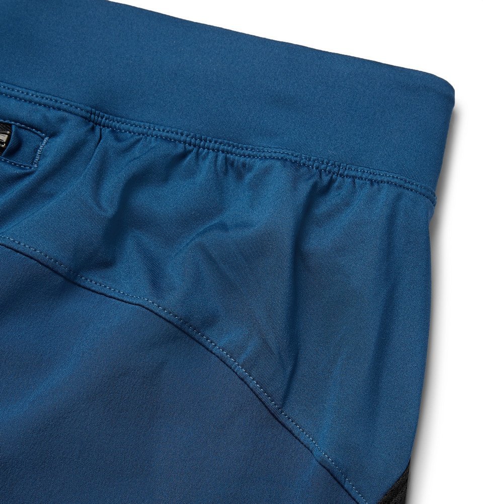 Under Armour - Qualifier Speedpocket Mesh-Panelled HeatGear Running Shorts  - Blue Under Armour