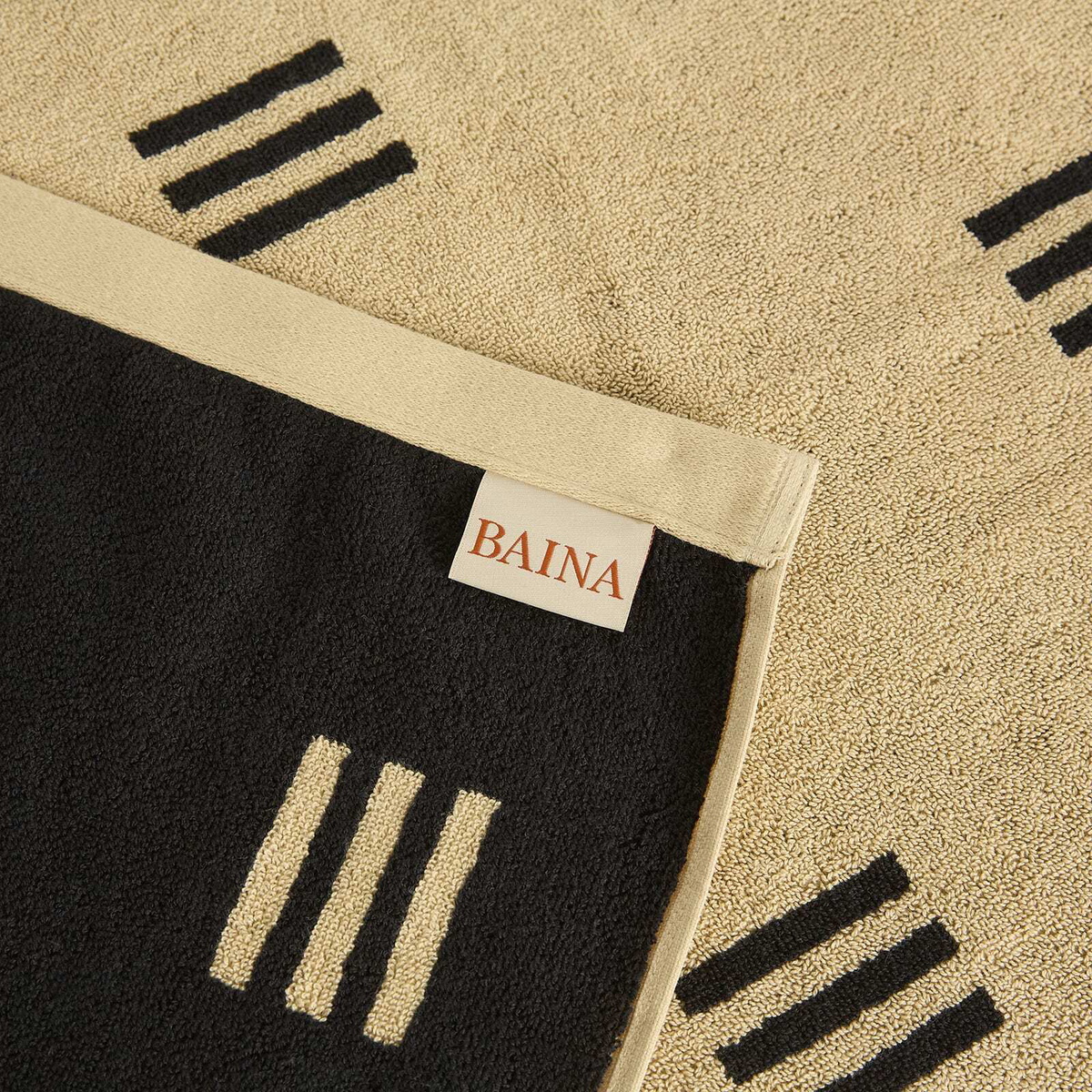 Baina Claremont Bath Towel in Sand/Noir 