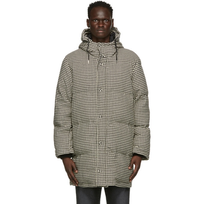 Photo: AMI Alexandre Mattiussi Black and Off-White Wool Houndstooth Coat