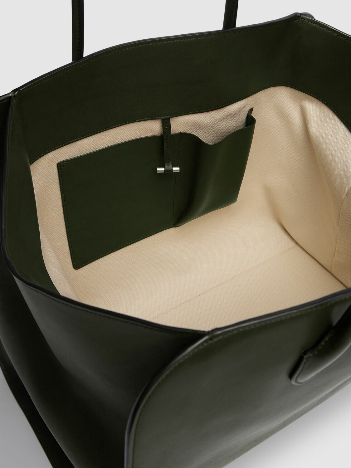 【THE ROW】MARLO TOTE BAG Marlo Tote Bag Black in Leather – The Row
