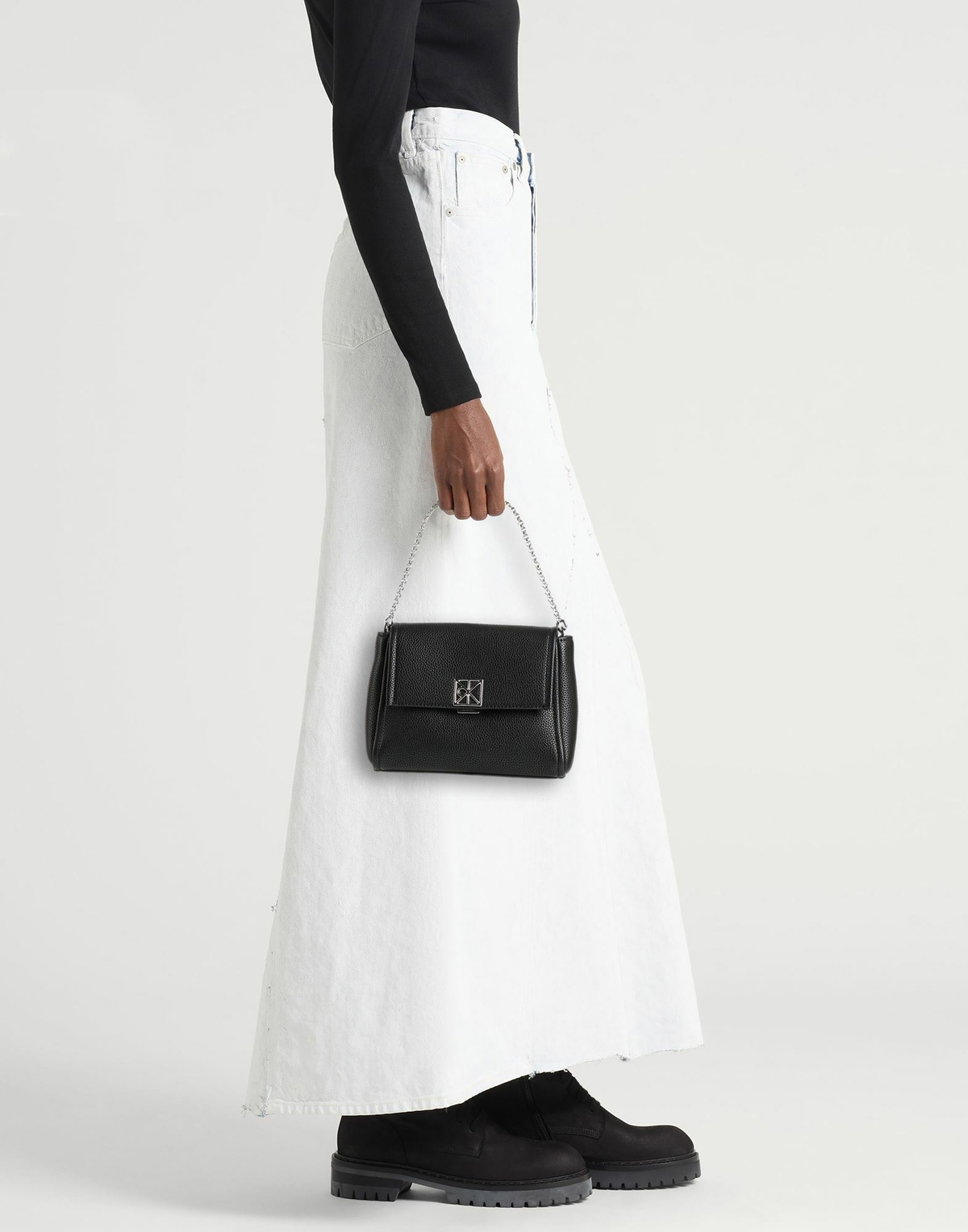 Calvin Klein Womens Handbag in Black