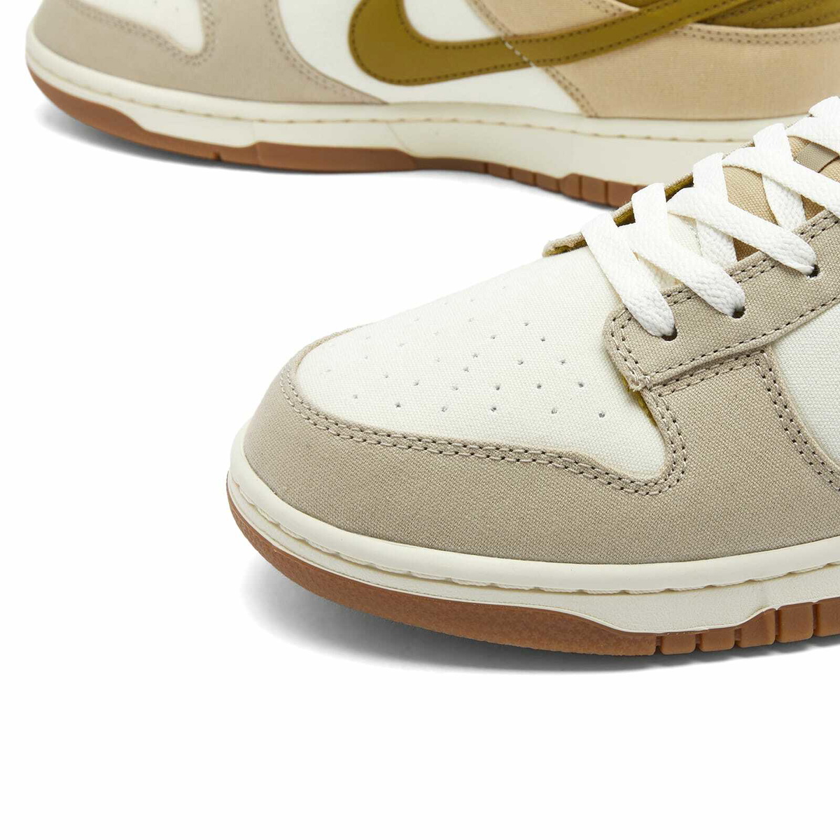 nike dunk low cream and white