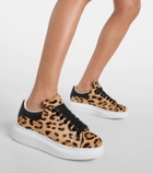 Alexander McQueen Oversized leopard-print leather sneakers