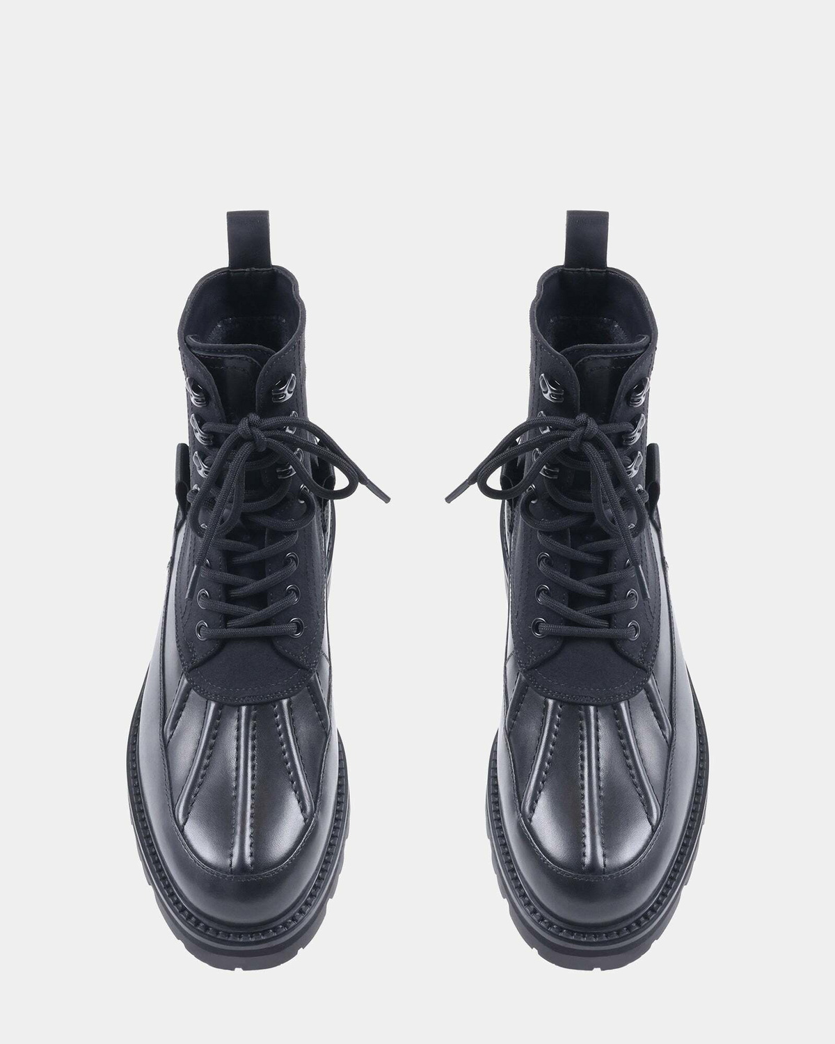 Steve Madden Anthony Boots in Black