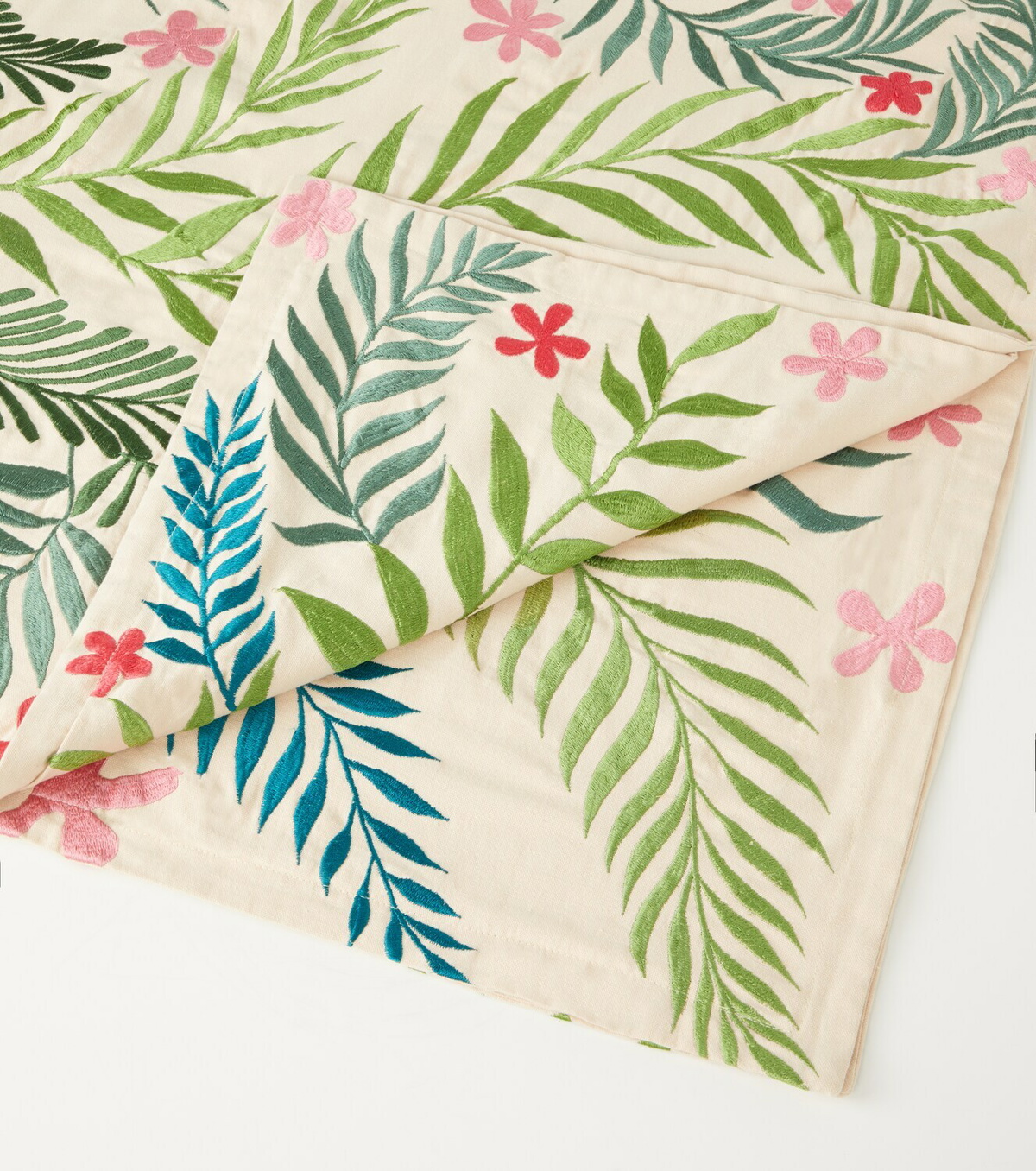 Les-Ottomans Embroidered cotton tablecloth