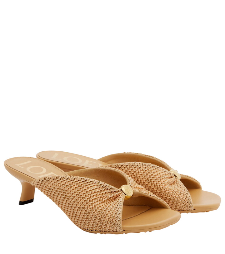 Photo: Loewe Paula's Ibiza Pebble Soft mules