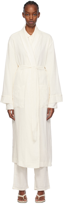 Photo: ÉTERNE Off-White Lennon Robe