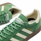 Adidas Handball Spezial Sneakers in Preloved Green/Cream White/Crystal White