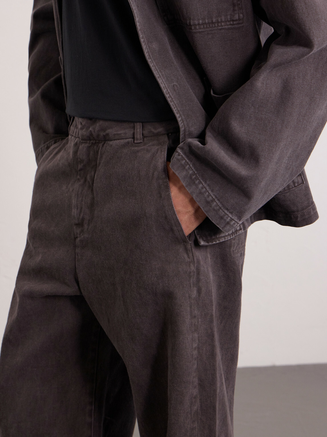 Amomento - Garment Dyed Wide-Leg Jeans - Brown