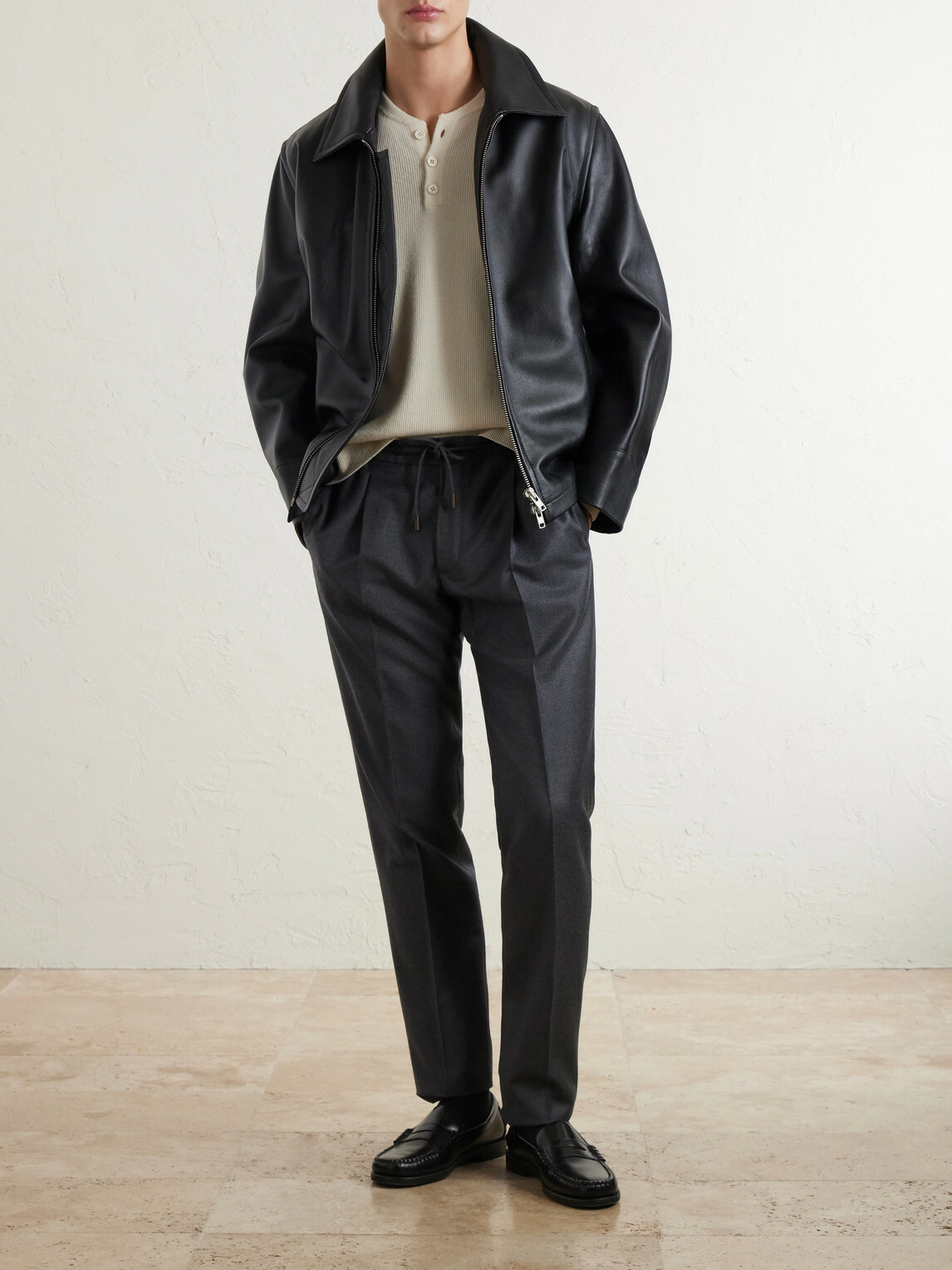 Slowear - Tapered Pleated Virgin Wool Trousers - Gray