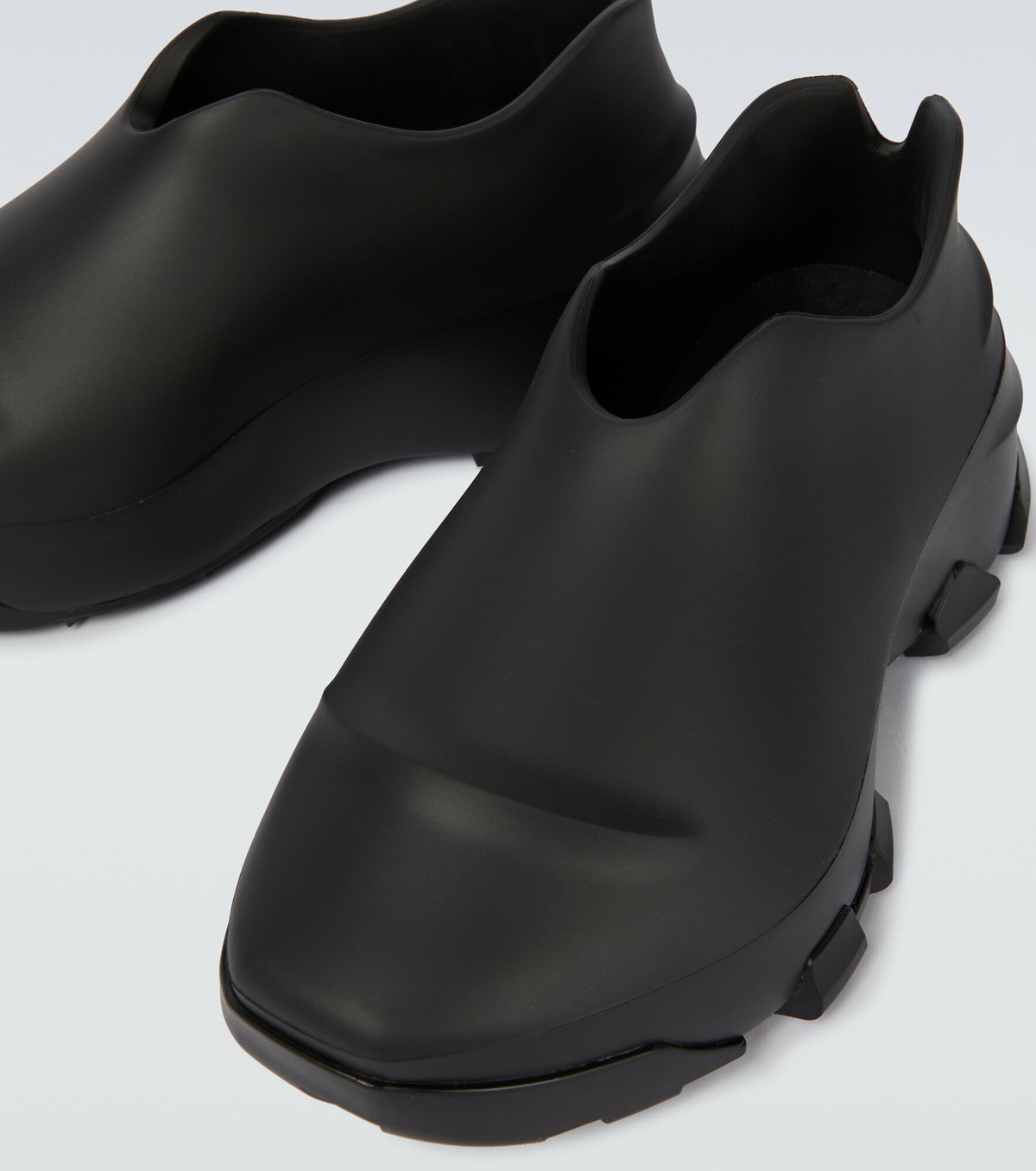 Givenchy - Monumental Mallow sneakers Givenchy
