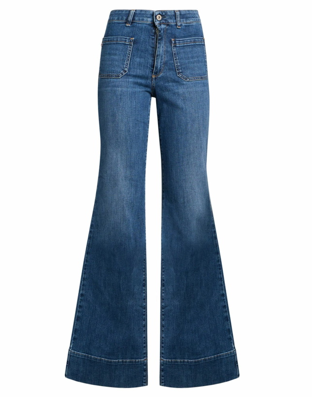 Photo: Ag Jeans Womens Jeans in Blue