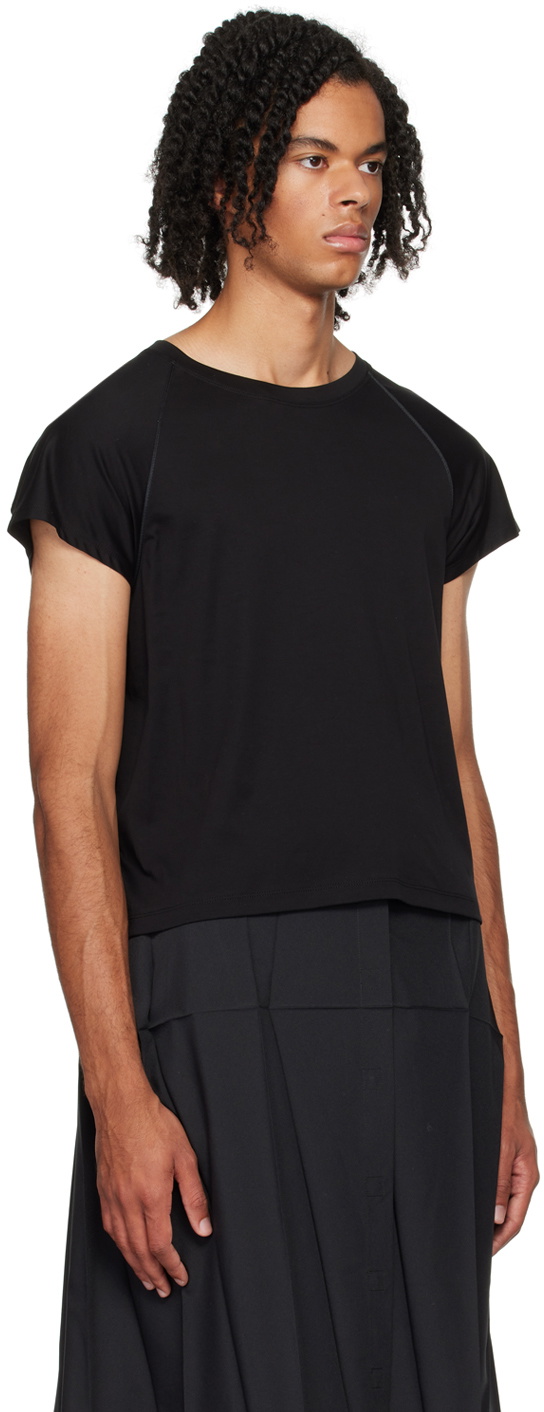 132 5. ISSEY MIYAKE Black Raglan Sleeve T-Shirt