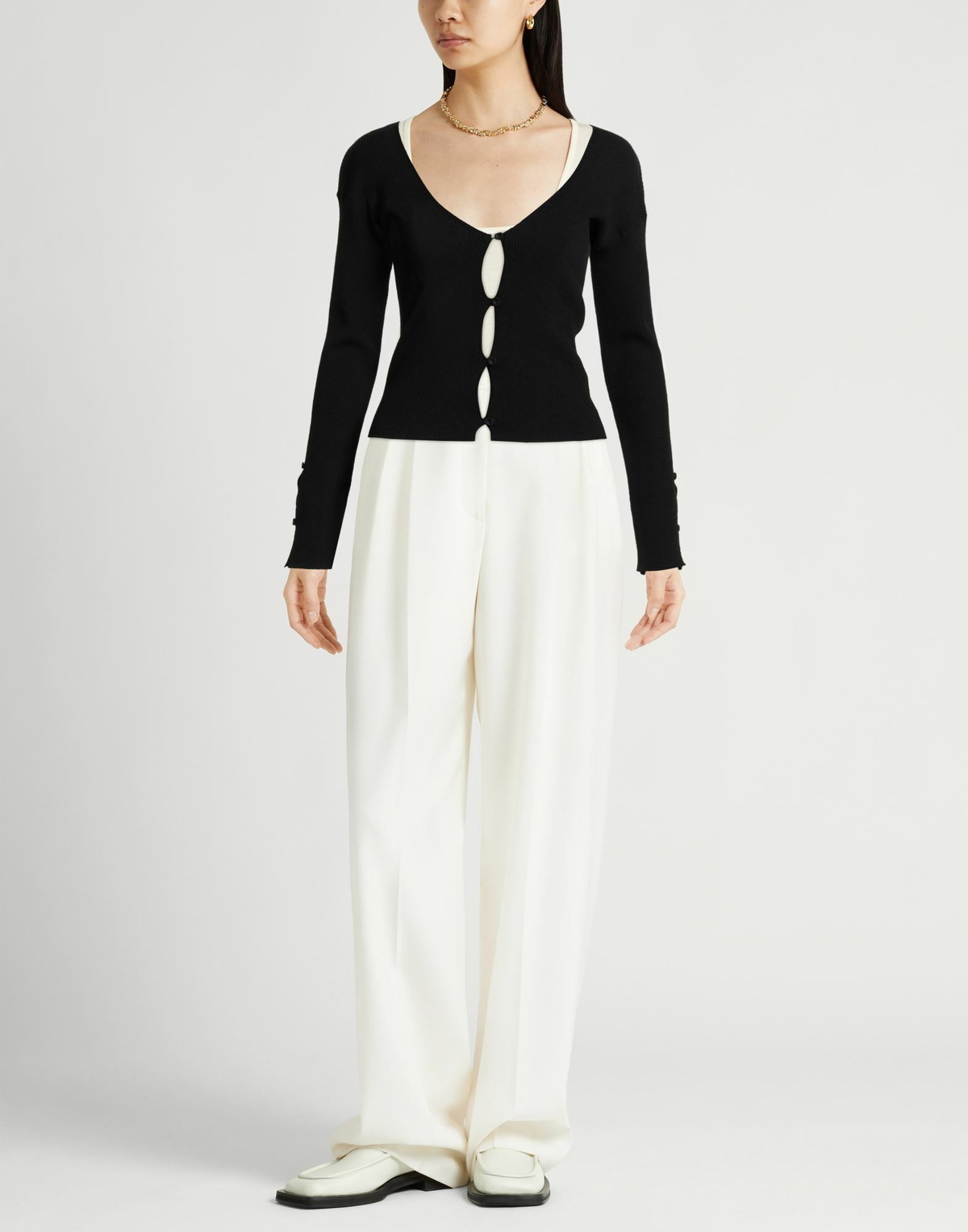 Jucca Womens Cardigan in Black