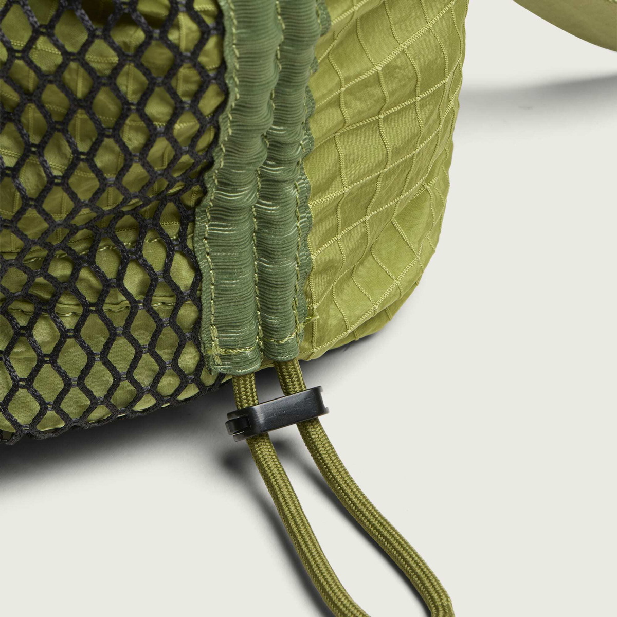 ARCS LITTLE HEY Sling Bag in Canopy Criss-Cross