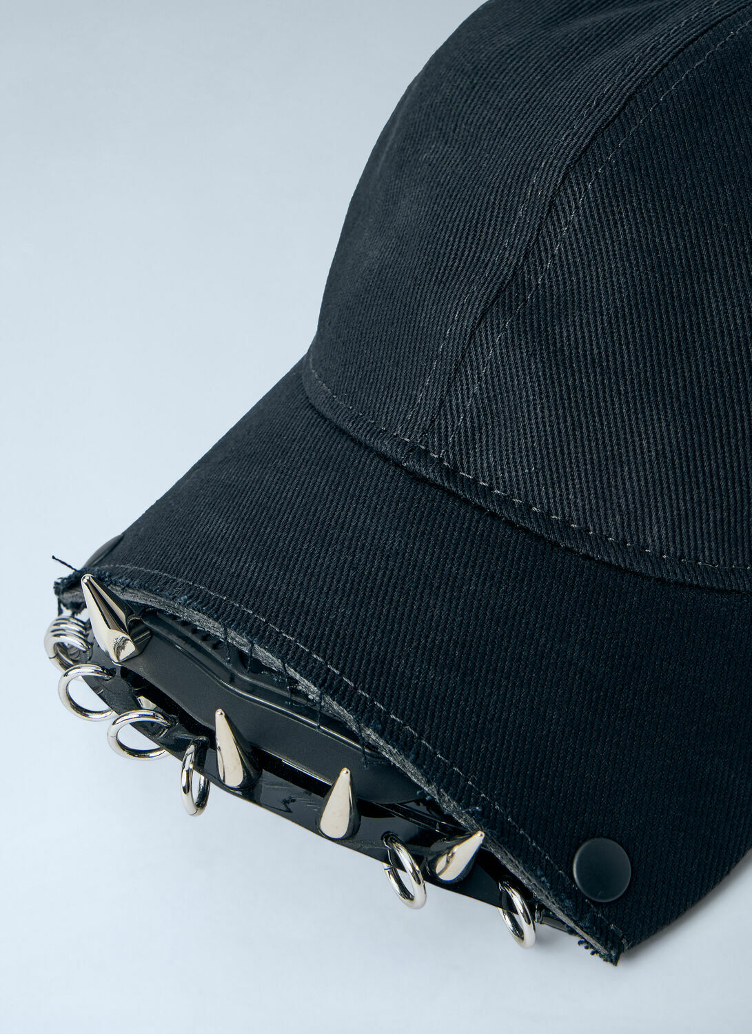Innerraum Studded Baseball Cap