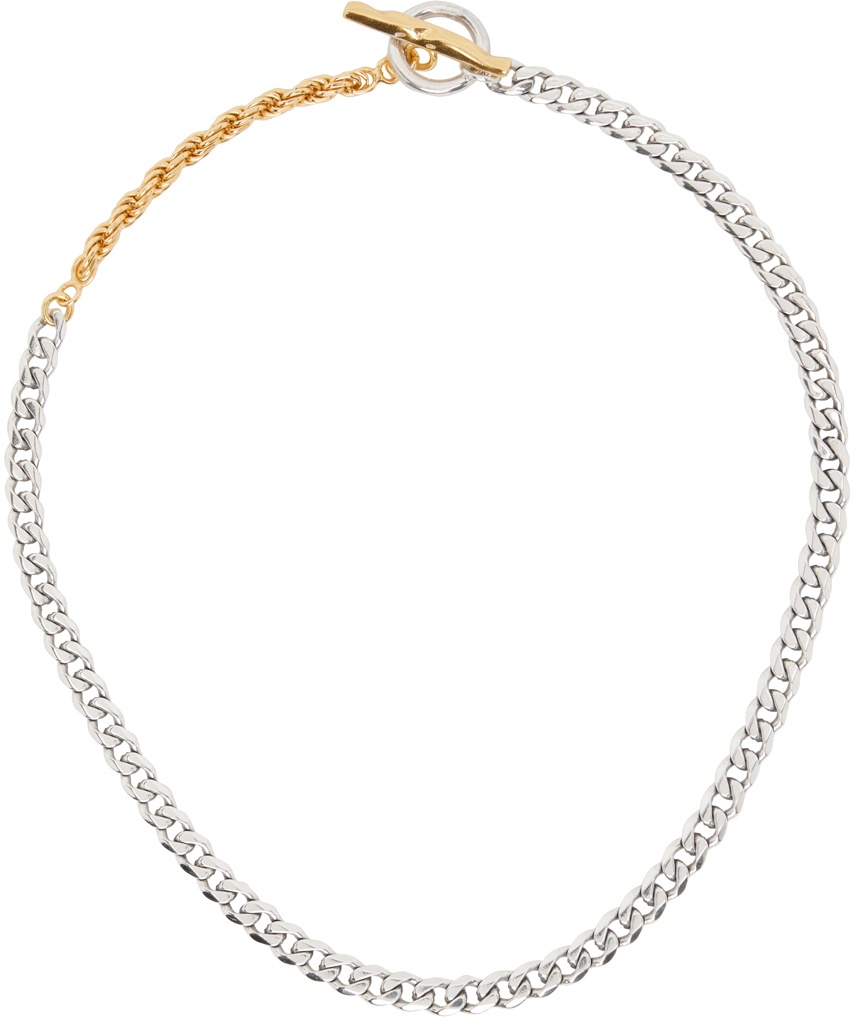 A spectacular shiny gold chain with a sparkling diamond “Capricious Cr –  買えるLEON
