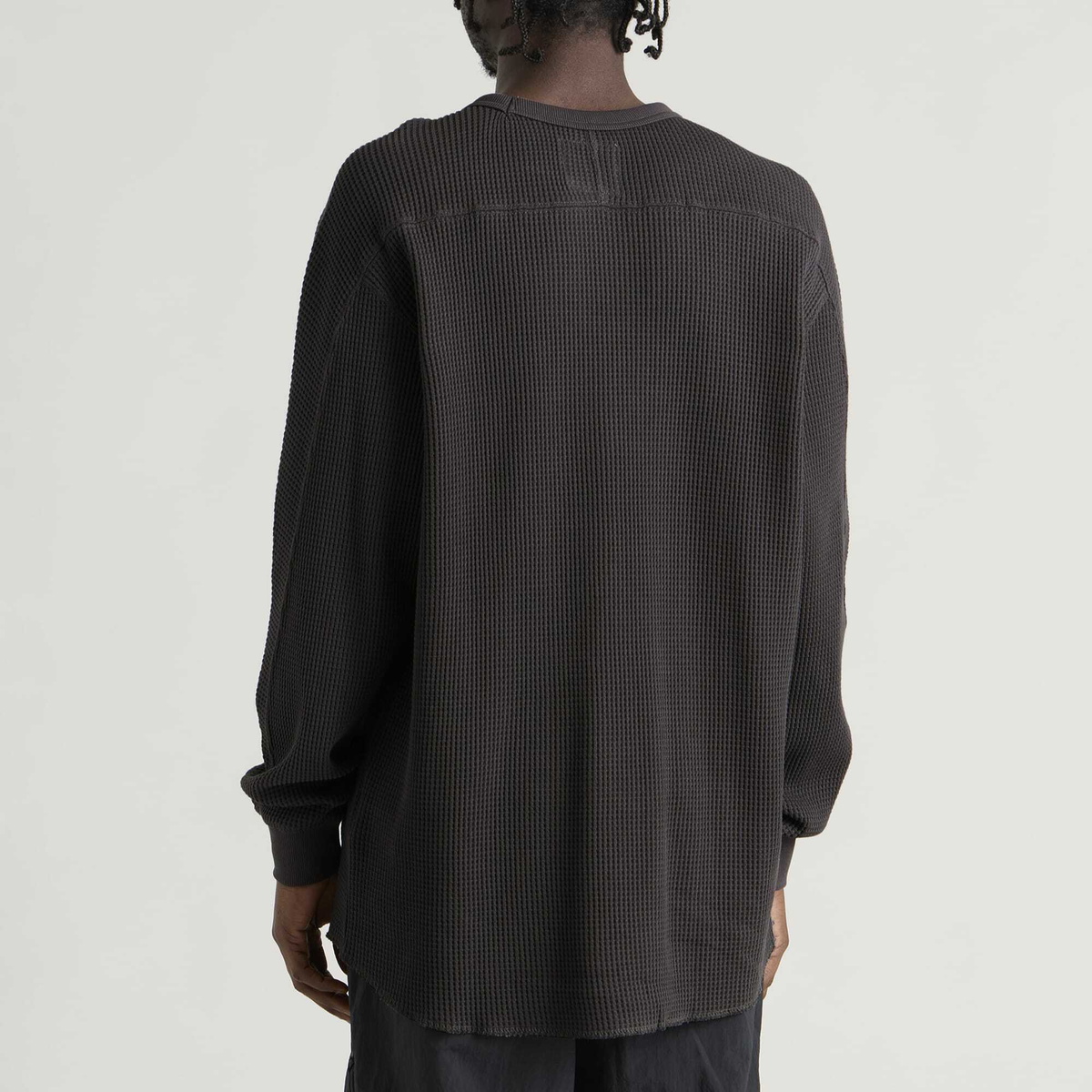 Snow Peak Men's Heavyweight Waffle Pullover in Charcoal