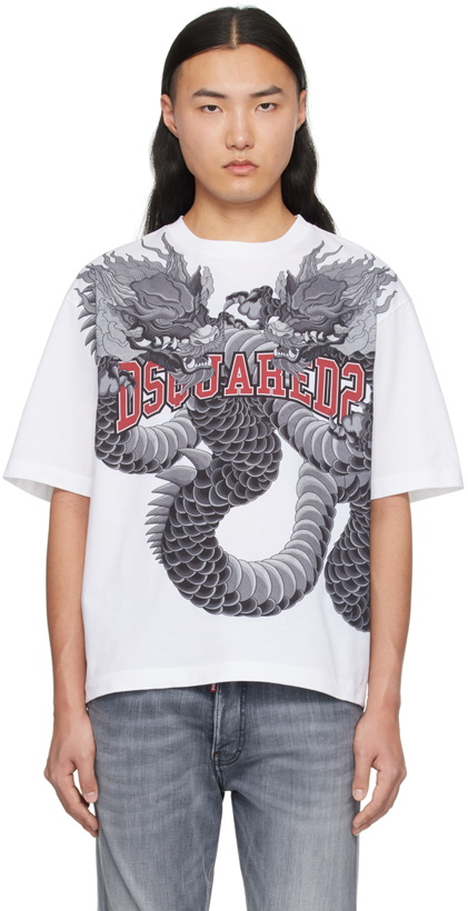 Photo: Dsquared2 White Loose-Fit T-Shirt