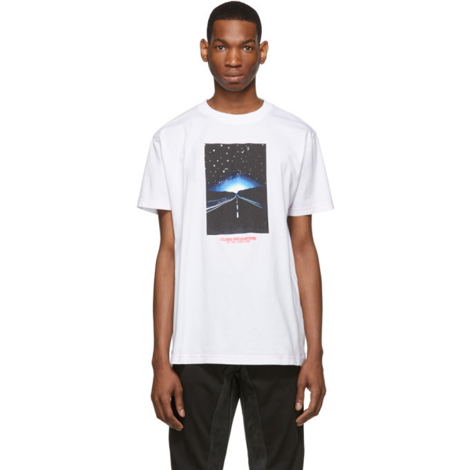 Photo: Marcelo Burlon County of Milan White Close Encounters Of The Third Kind Edition Highway T-Shirt