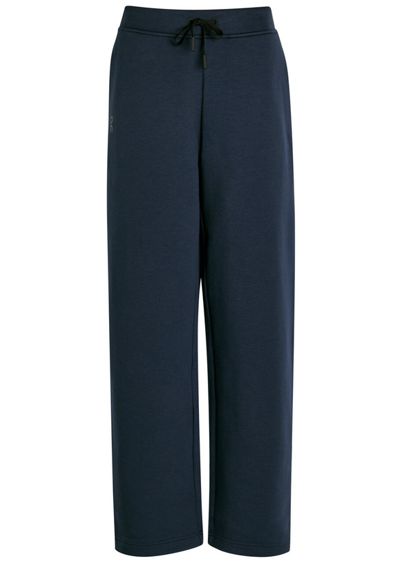Photo: ON Focus Tech Cotton-blend Sweatpants Navy