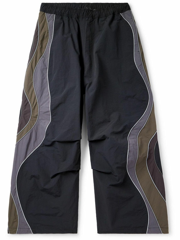 Photo: ERL - Ufo Wide-Leg Striped Shell Trousers - Black