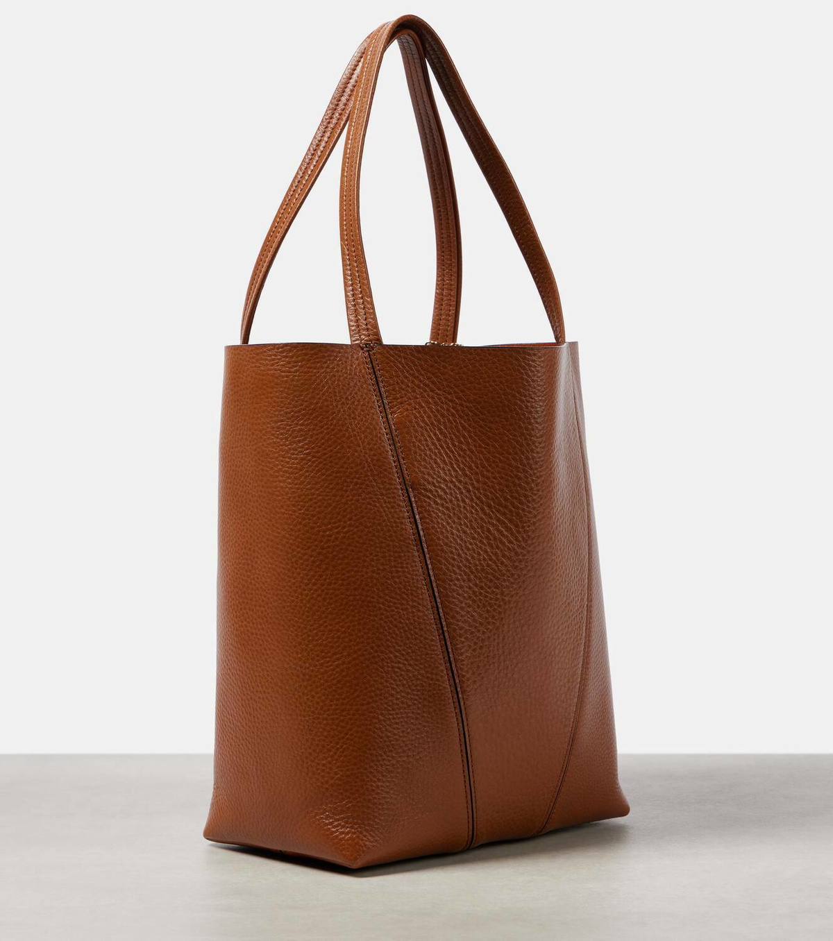 Chloé Spin Medium leather tote bag Chloe