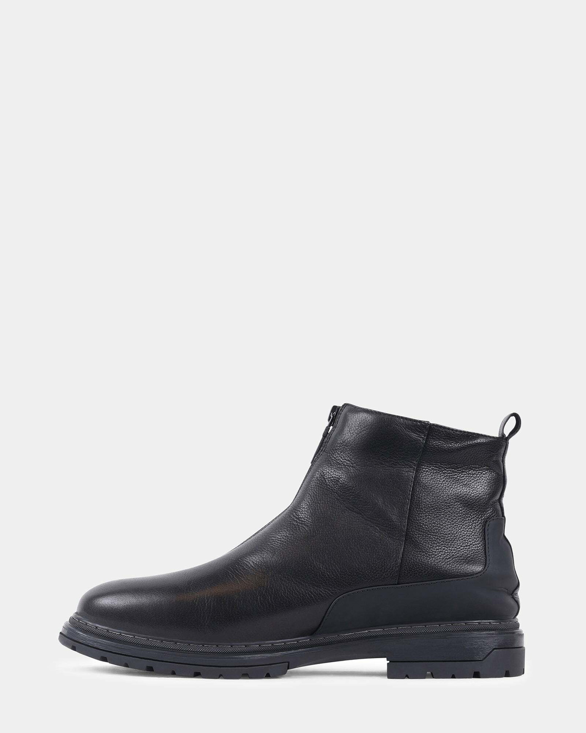 Steve Madden Livio Boots in Black