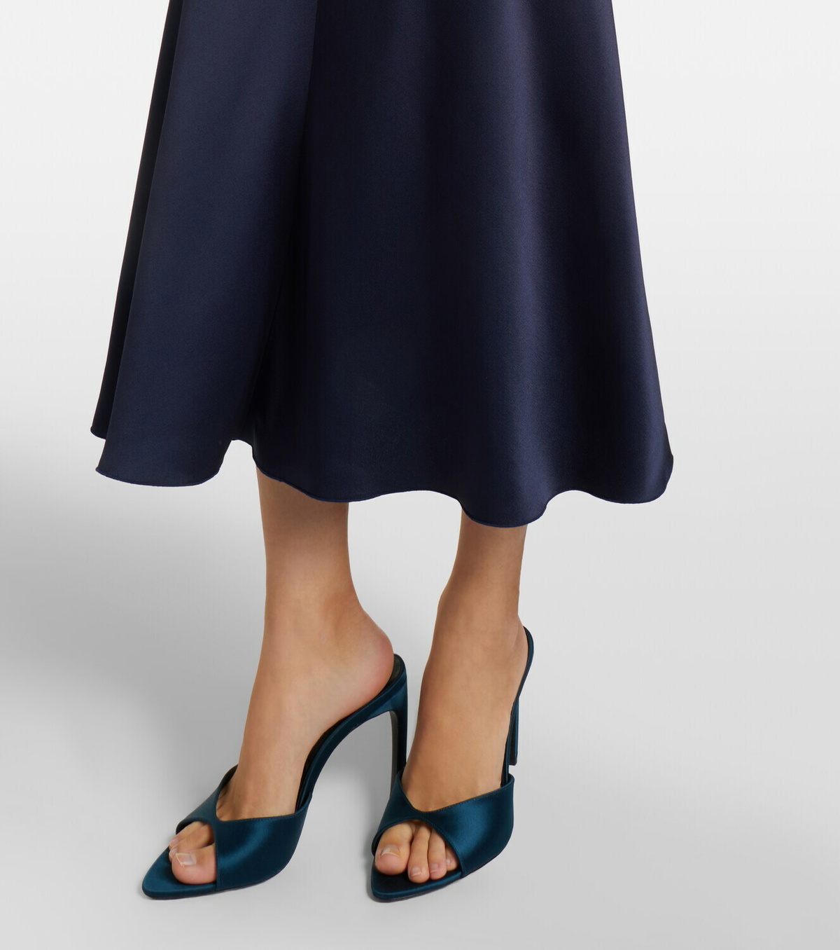 Victoria Beckham Bela gathered satin midi dress