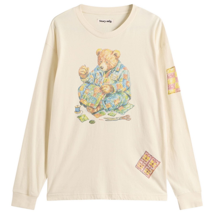 Photo: Story mfg. Men's Grateful Long Sleeve T-Shirt in Ecru Patchwork Bear