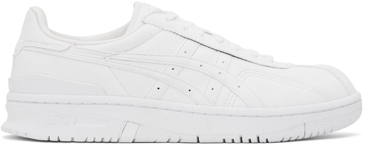 Photo: Comme des Garçons Shirt White Asics Edition VIC NBD Sneakers