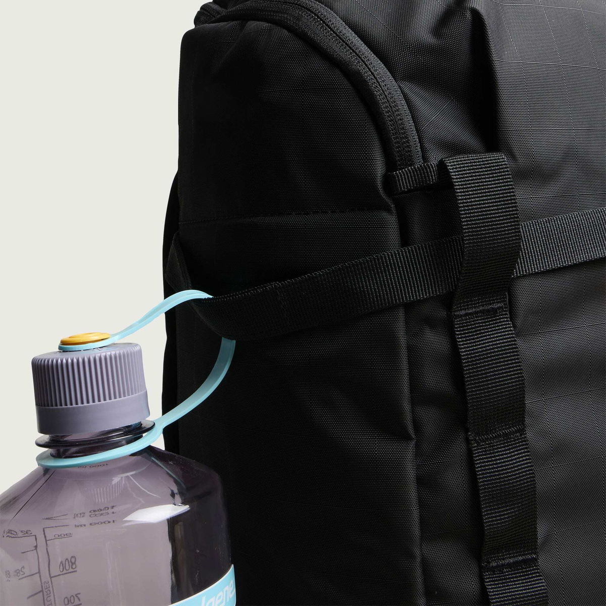 Db Journey Backcountry Backpack 25L in Black Out