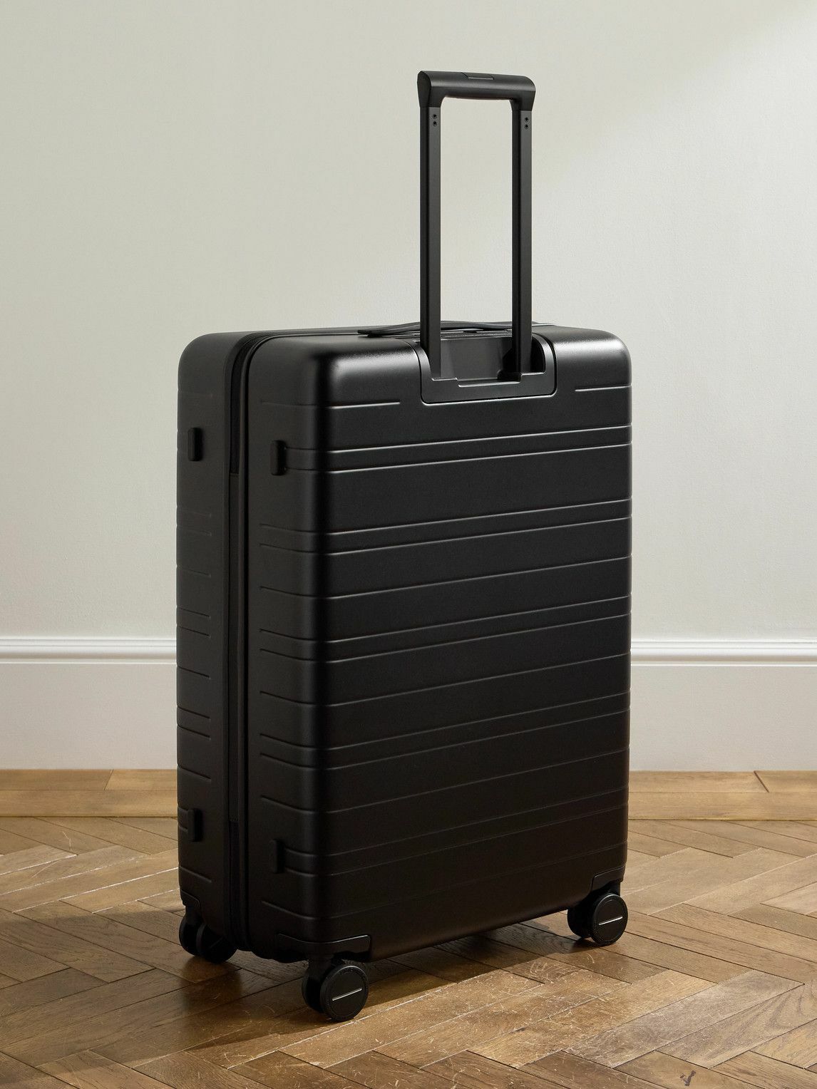 HORIZN STUDIOS - H7 Essential Hardshell Check-In Suitcase