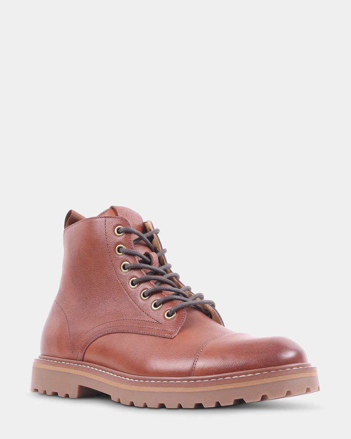Steve Madden Uggo Boots in Cognac