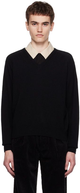 Photo: Dunst Black Raglan Sweater