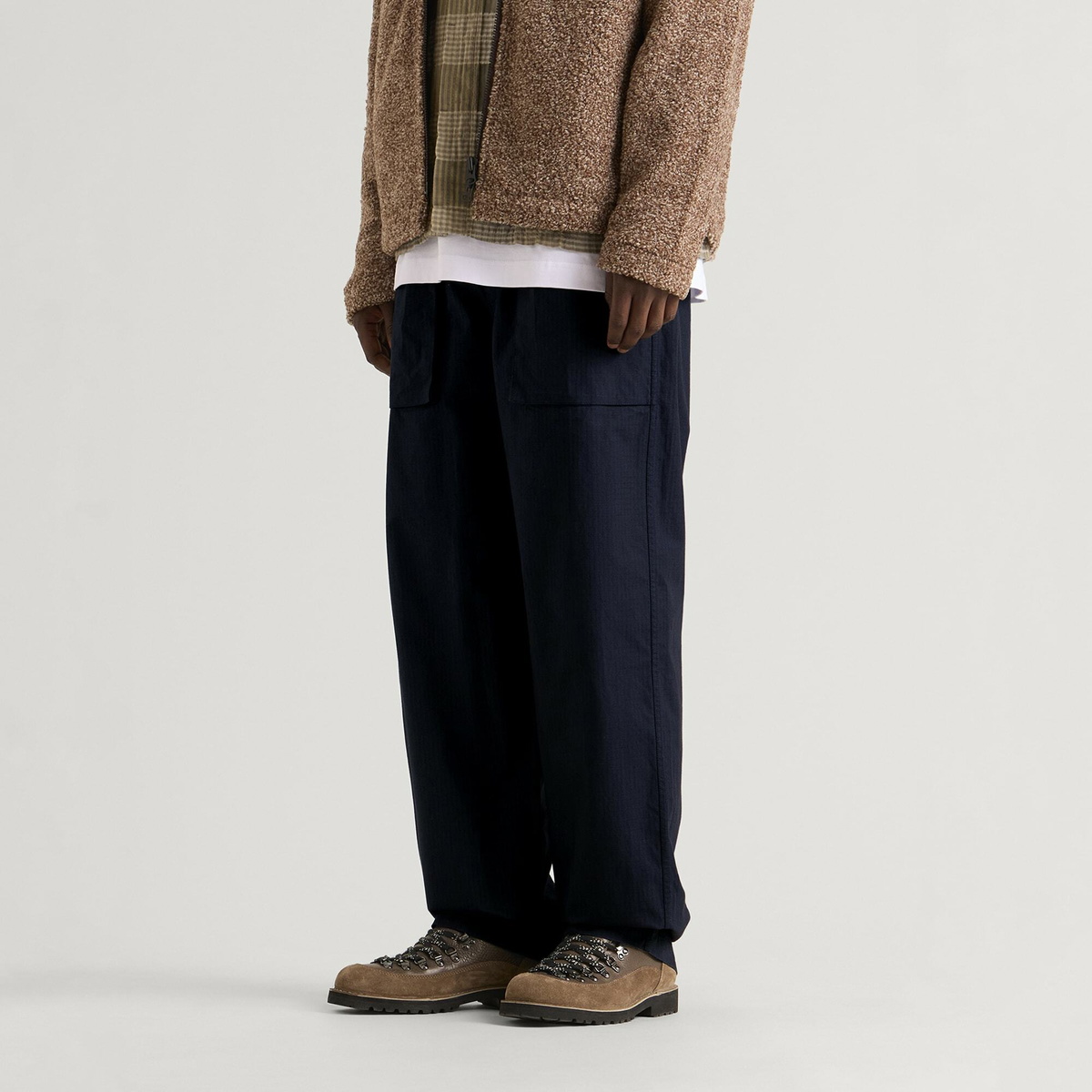 Café Mountain Men's Activity Trousers in Deep Navy