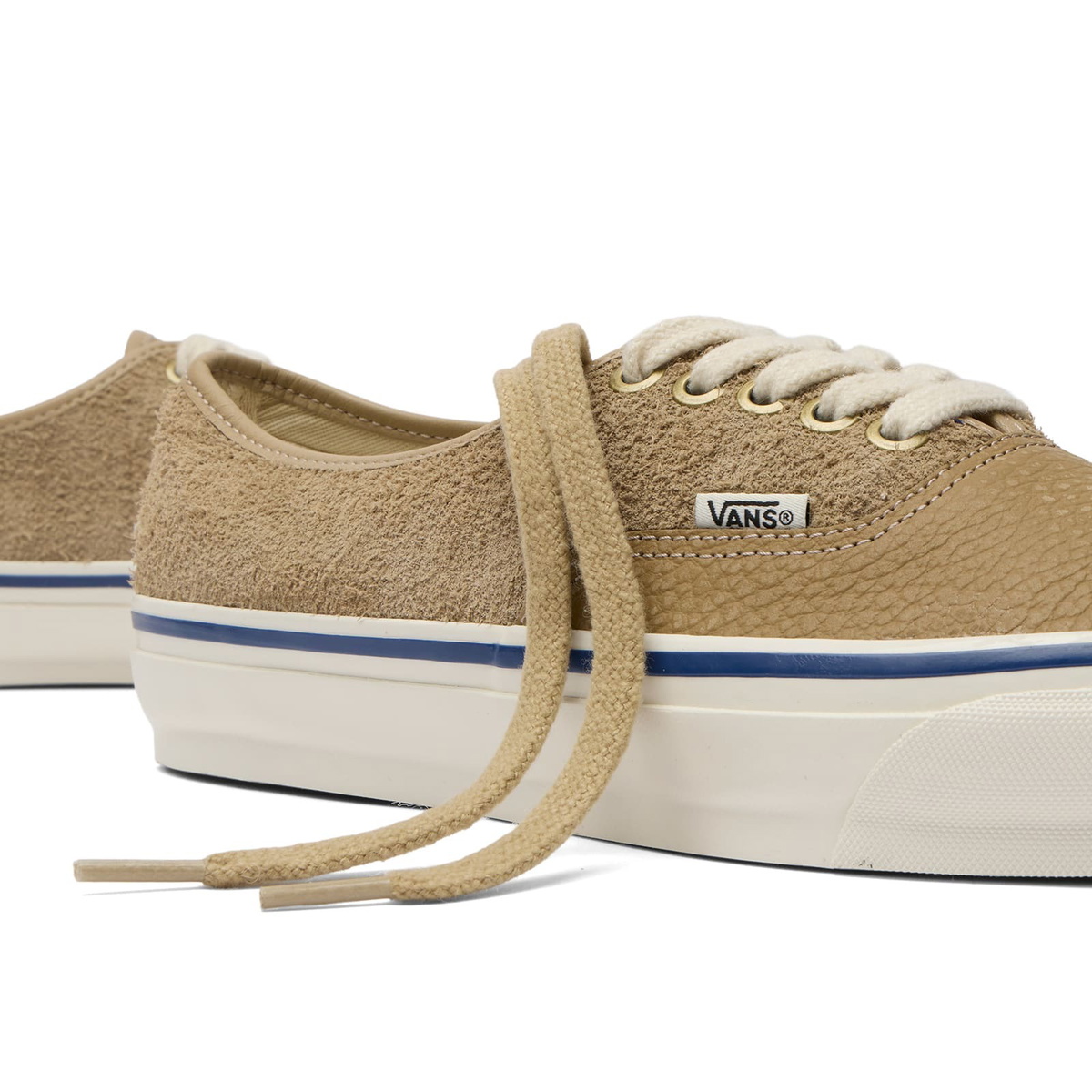 Vans Men's OTW Authentic 44 Siped Vibram Sneaker in Amphibian Incense
