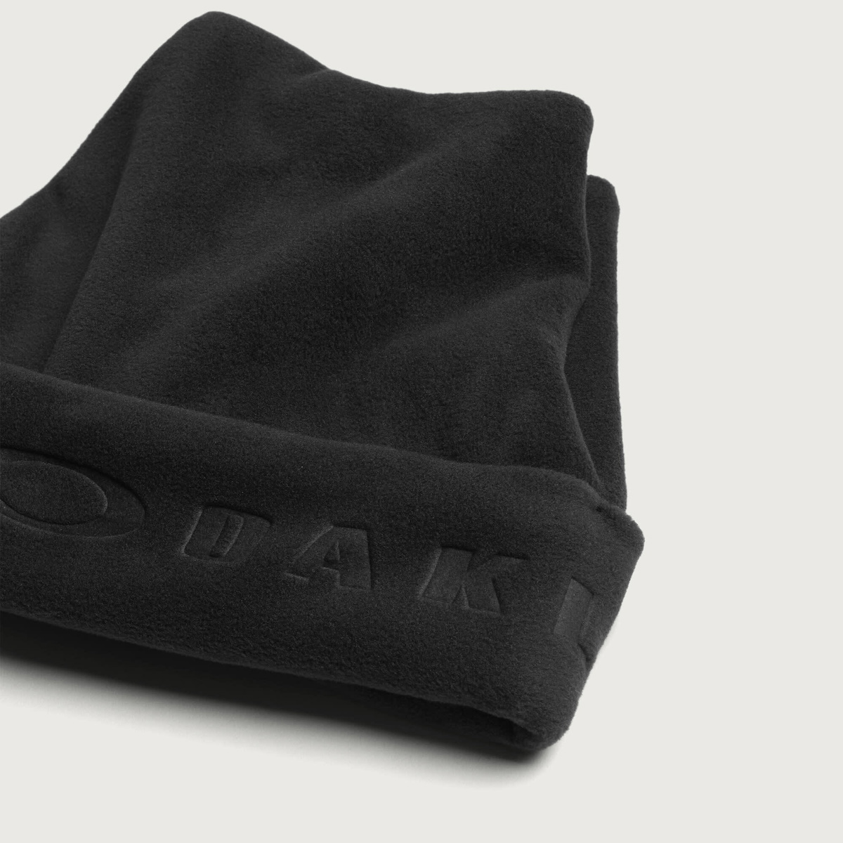 Oakley Men's Slush Polar Crown Beanie in Pitch Black