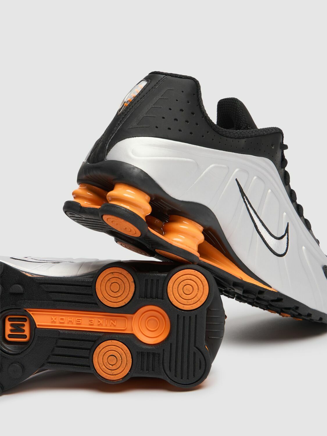 Orange Nike Shox R4 Nike Shox R4 Neymar Shoes Sneakers Black  display picture 2