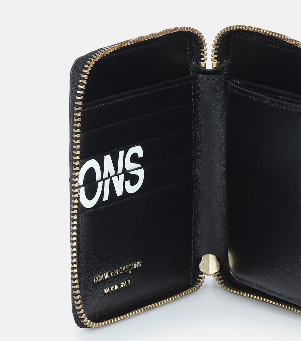 COMME DES GARCONS wallet