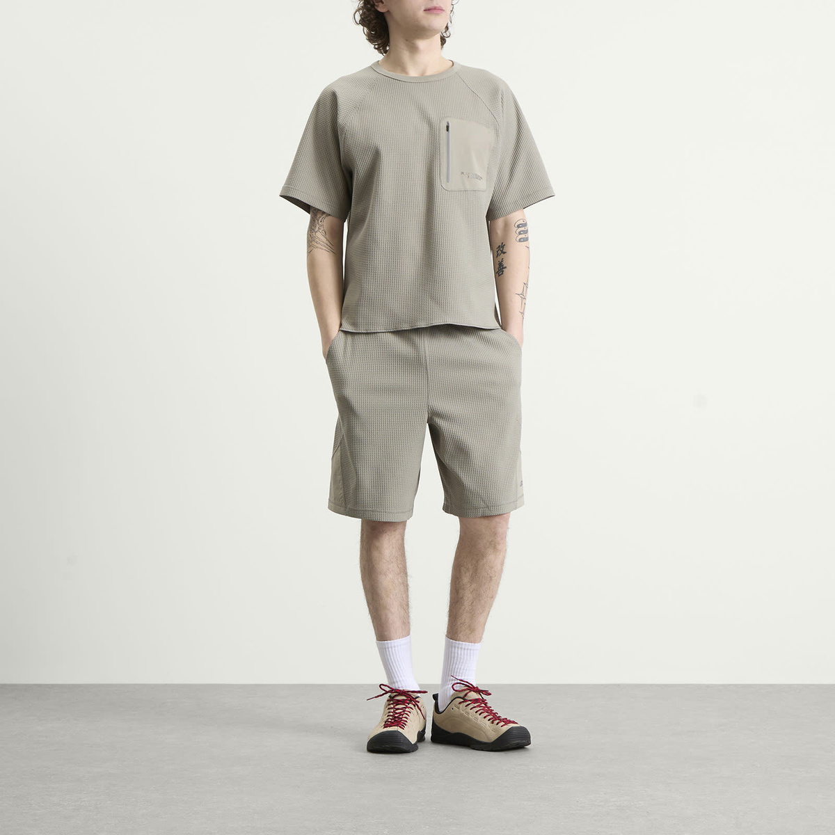 Purple Mountain Observatory Men's Waffle T-Shirt in Concrete