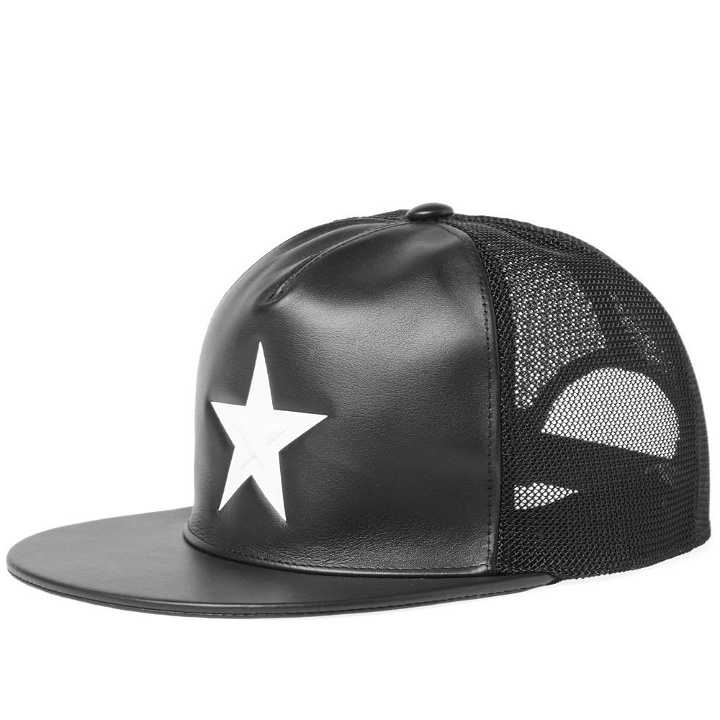Photo: Givenchy White Star Leather Cap Black