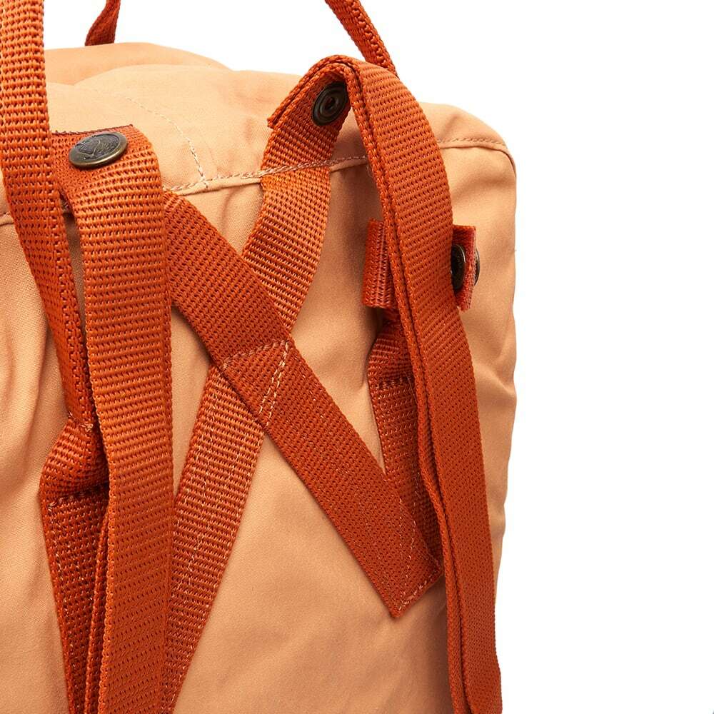 Fjällräven Men's Kånken in Peach Sand/Terracotta Brown Fjällräven