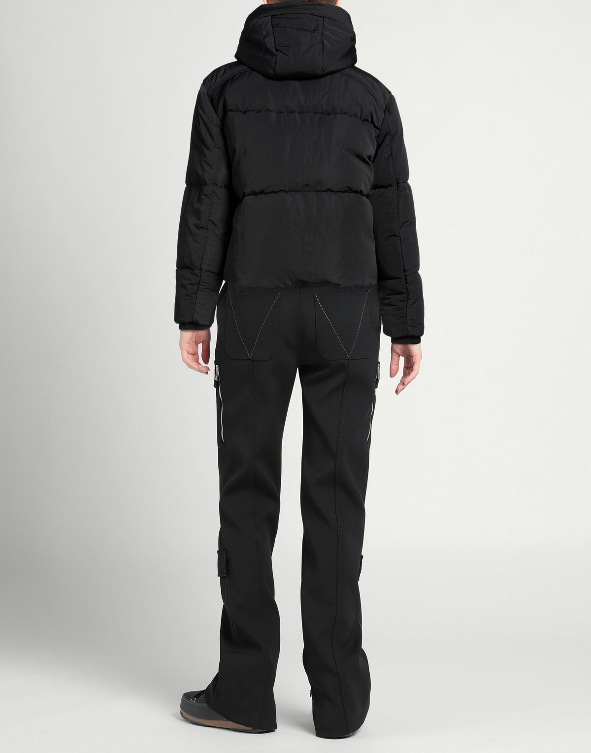 Pangaia Womens Puffer in Black