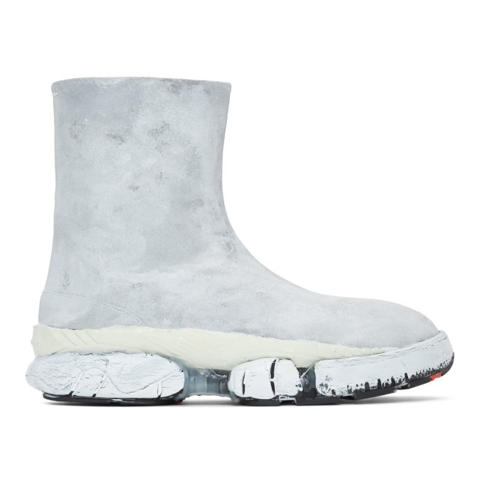 Photo: Maison Margiela White Multi-Sole Tabi Sneaker Boots